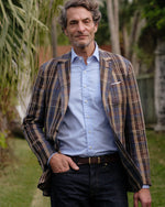 Load image into Gallery viewer, Spread Collar Dress Shirt in Sky End-On-End