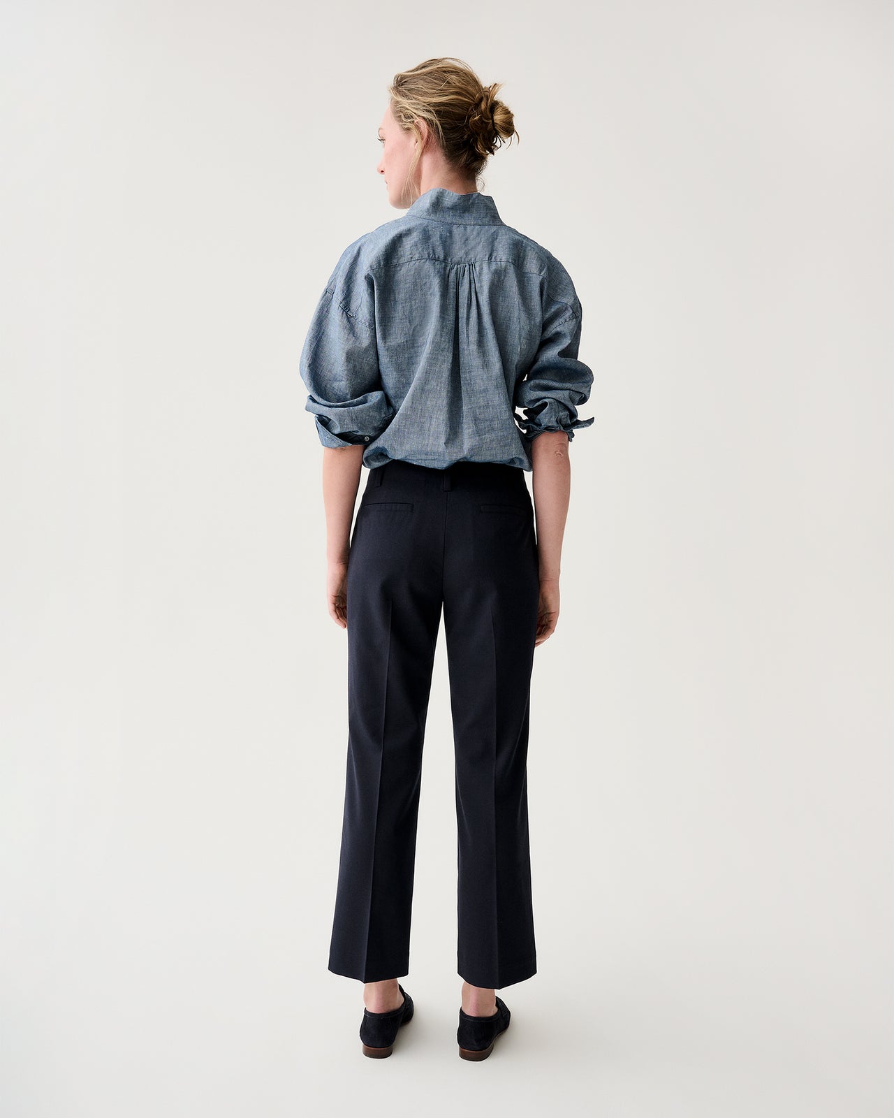 Frankie Cropped Pant in Navy Bi-Stretch Tropical Wool
