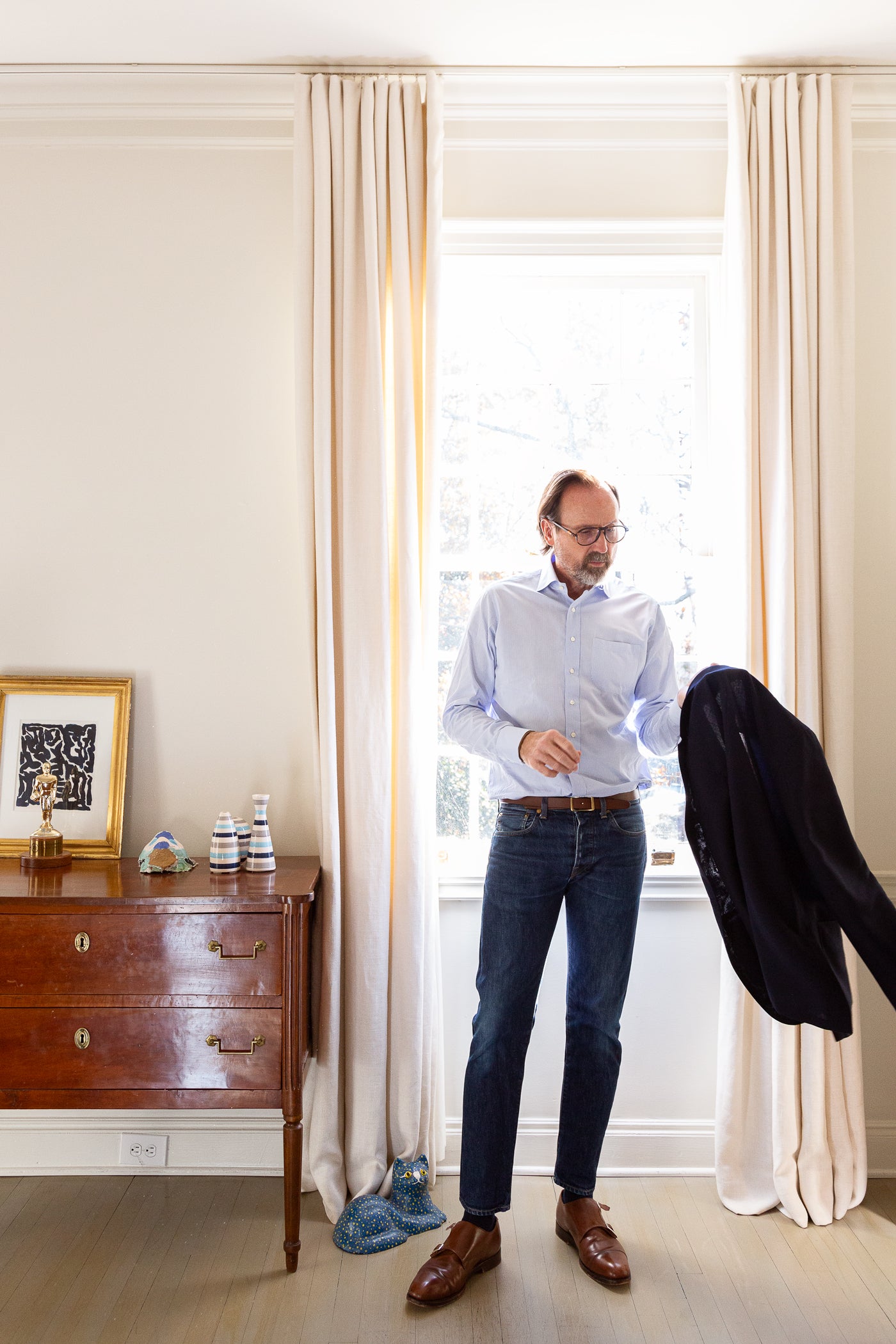 Sid holding the Ghost